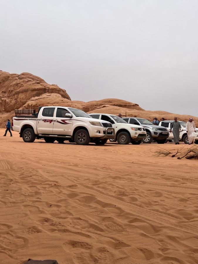 Raja Camp Hotell Wadi Rum Exteriör bild